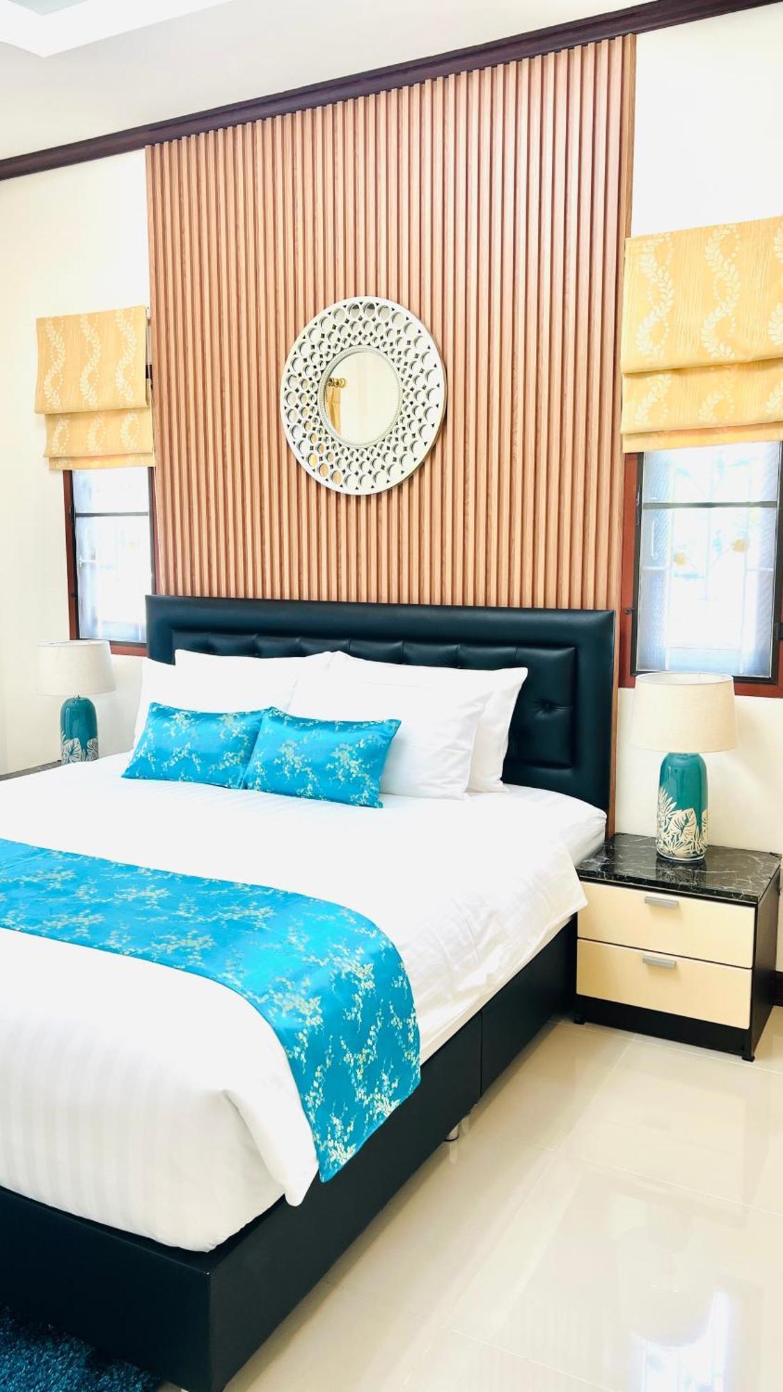 Malinee Villa Phuket Plaja Bang Tao Exterior foto