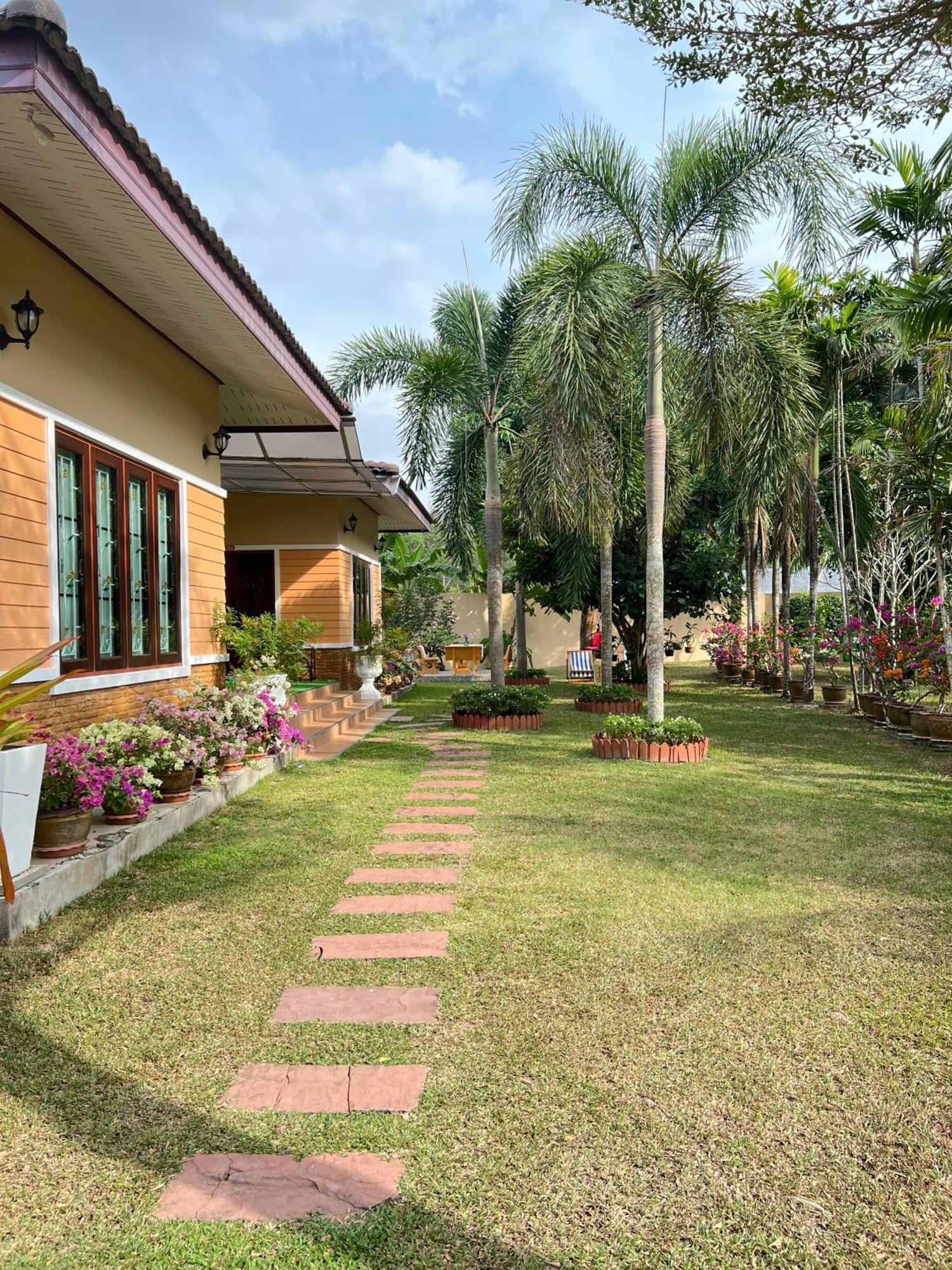 Malinee Villa Phuket Plaja Bang Tao Exterior foto